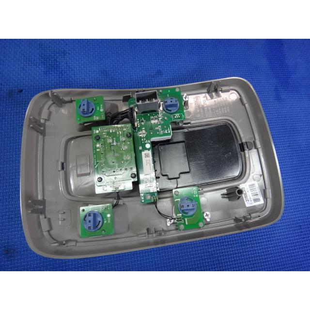 ボルボ V60 S60 FB4164T  等  フロント ルーム ランプ  [9588] |  | 02