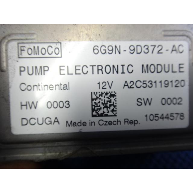 ボルボ V60 S60 FB4164T  等  燃料ポンプ コントロール リレー ユニット モジュール 6G9N9D372 AC [9588] |  | 02