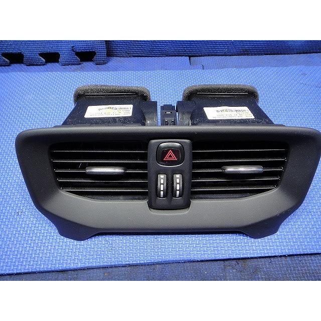 Volvo ボルボ V40 MB4164T 等 エアコン 吹出口 ルーバー 中央 左右 ハザードスイッチ付き    [9640] | 