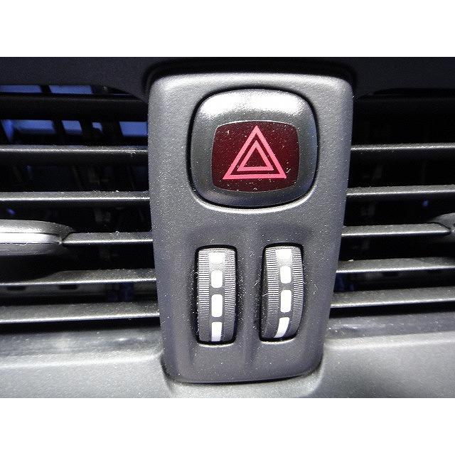 Volvo ボルボ V40 MB4164T 等 エアコン 吹出口 ルーバー 中央 左右 ハザードスイッチ付き    [9640] |  | 01