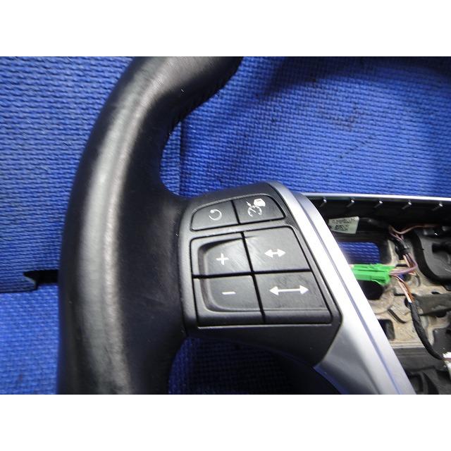 Volvo ボルボ V40 MB4164T 等 純正 ステアリング ハンドル   [9640] |  | 01