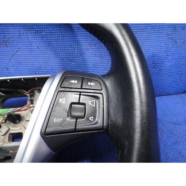 Volvo ボルボ V40 MB4164T 等 純正 ステアリング ハンドル   [9640] |  | 02