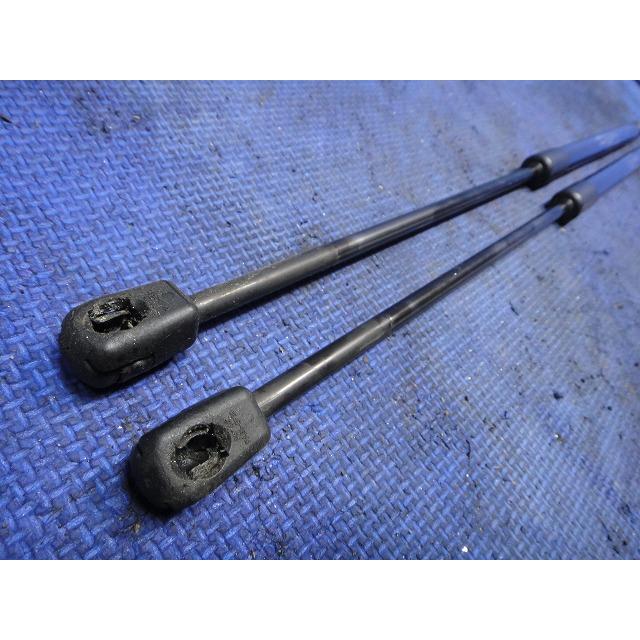 Volvo ボルボ V40 MB4164T 等 リア ハッチ ゲート ダンパー 左右 品番 31395607   [9640] |  | 01