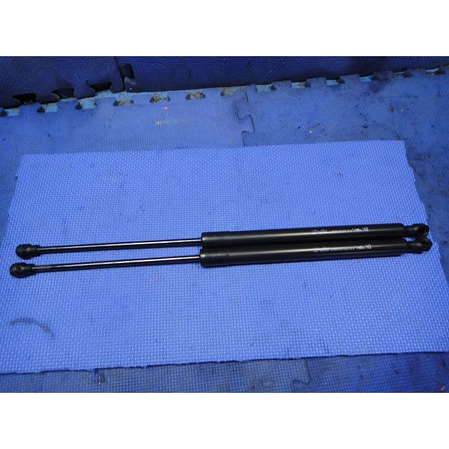 プジョー 308 T9WBH01 T9 系 等 リア ゲート ハッチ 純正 ダンパー 左右 品番 9800377380 ・走:13,300Km [9666] | 