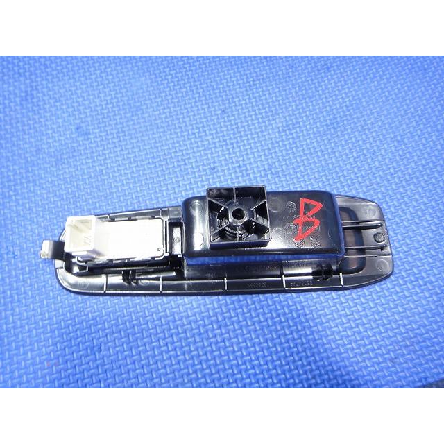 プジョー 308 T9WBH01 等 リア パワーウィンドウ スイッチ (b) 左右共通  品番 96762292  [9666] |  | 01