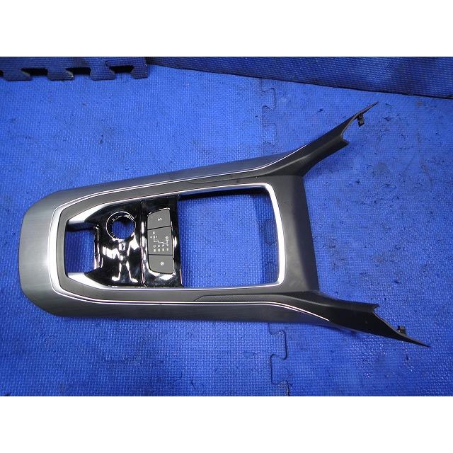 プジョー 308 T9WBH01 等 シフト 回り パネル    [9666] | 