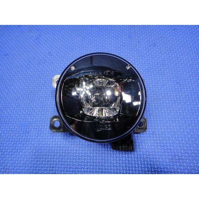 プジョー 308 T9WBH01 T9 系 等   フォグランプ 左右 (b) 共通  品番 9826960480  [9666] | 