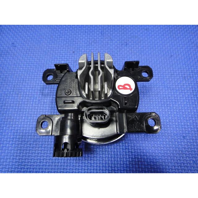 プジョー 308 T9WBH01 T9 系 等   フォグランプ 左右 (b) 共通  品番 9826960480  [9666] |  | 01