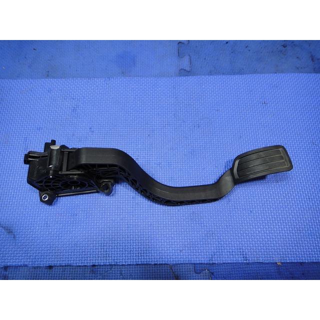 プジョー 308 T9WBH01 T9 系 等   アクセル ペダル センサー  品番 9674829580  86ET38 [9666] | 
