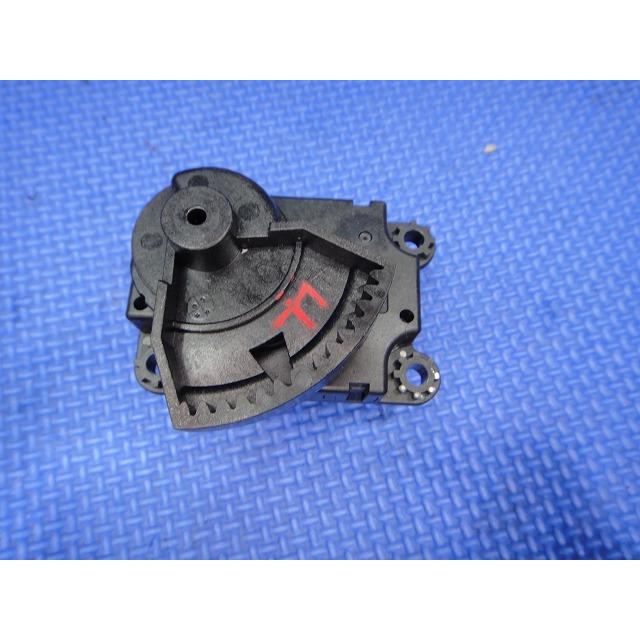 プジョー 308 T9WBH01 T9 系 等  エアコン フラップ モーター  (4)  品番 Z5510001  HAD22501A  [9666] |  | 01