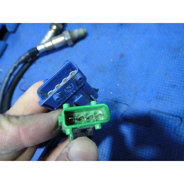プジョー RCZ T7R5F02 等 O2 センサー ラムダ センサー 品番 96651040  V754896180   [9813] |  | 02