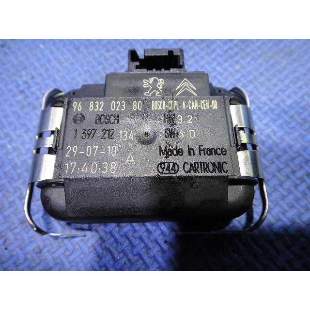 プジョー RCZ T7R5F02 等 レインセンサー  品番 9683202380   [9813] |  | 01