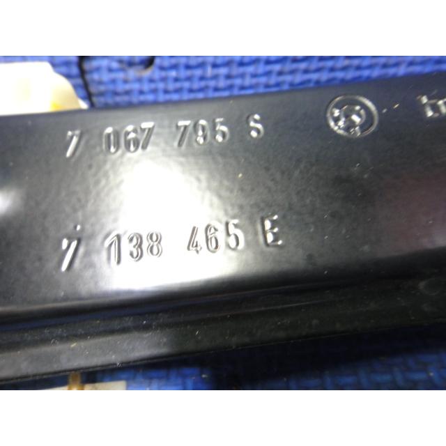 BMW E87 116i 等 純正 左 フロント ドア パワーウィンドウ レギュレーター 品番 7138465　   [9833] |  | 01
