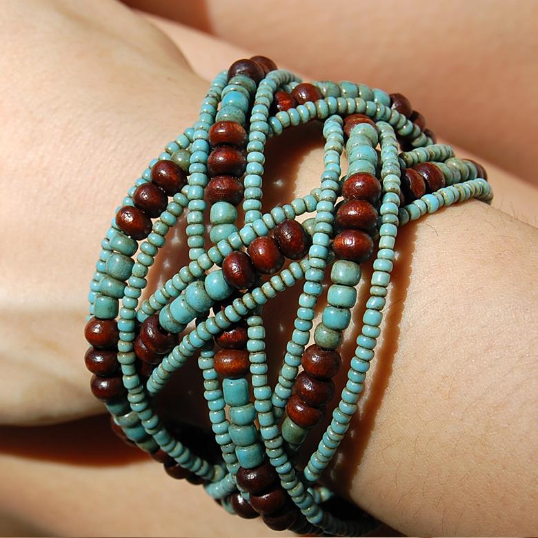 アジアン雑貨 南国リゾートの雰囲気漂うビーズのクロスバングル ターコイズ アジア工房 10096 | ブランド登録なし | 01