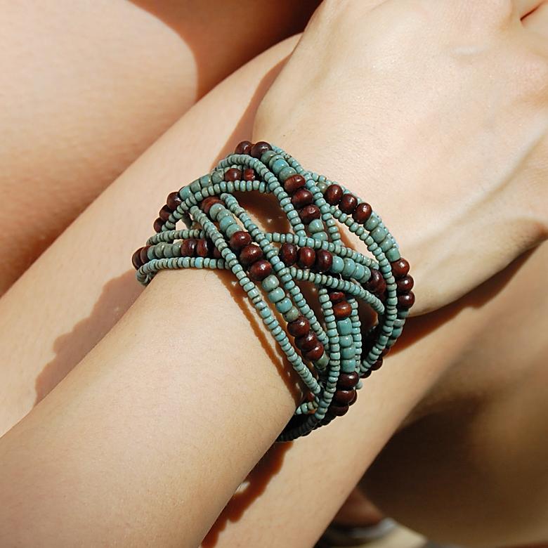 アジアン雑貨 南国リゾートの雰囲気漂うビーズのクロスバングル ターコイズ アジア工房 10096 | ブランド登録なし | 08