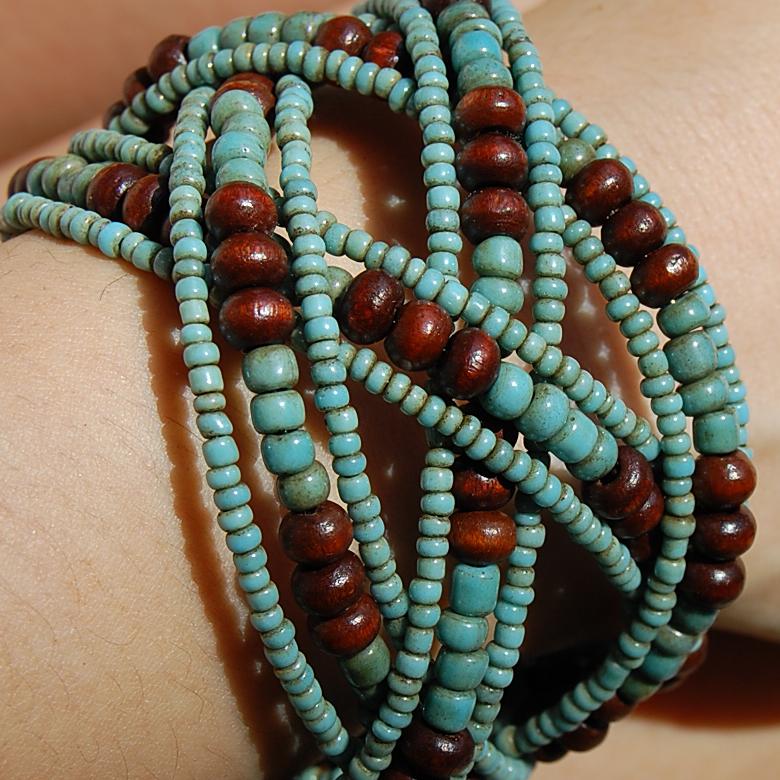 アジアン雑貨 南国リゾートの雰囲気漂うビーズのクロスバングル ターコイズ アジア工房 10096 | ブランド登録なし | 09