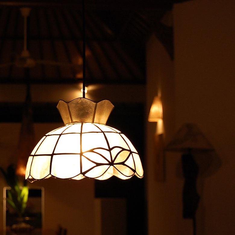 アジアン雑貨 カピスシェルのペンダントランプ アジア工房 10132 | ブランド登録なし | 09