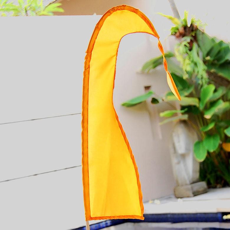 アジアン雑貨 カラフルで形のかわいいウングルウングル 旗 オレンジ アジア工房 10229 | ブランド登録なし