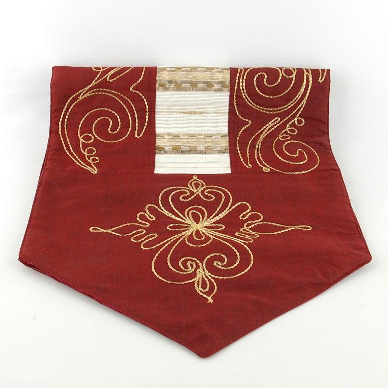 タペストリー 壁掛け テーブルランナー 赤 リビング アジアン雑貨 インテリア エスニック おしゃれ 刺繍 10282 | ブランド登録なし | 08