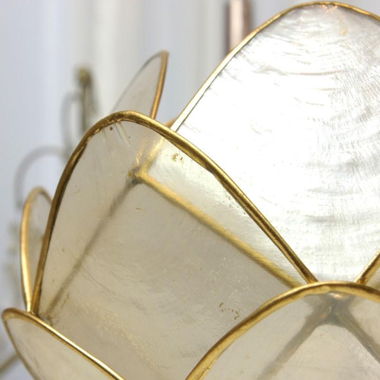 アジアン雑貨 蓮をモチーフにしたカピスシェルのフラワーランプ アジア工房 10290 | ELEMENTS（インテリア） | 04