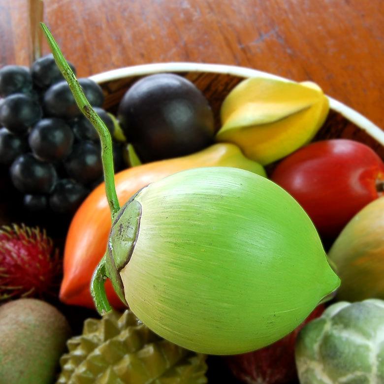 アジアン雑貨 木彫りフルーツ ココナッツ アジア工房 10527 | ブランド登録なし