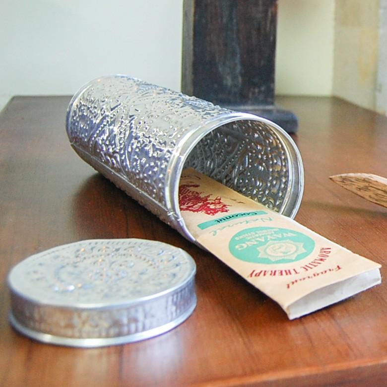 収納ケース アルミ 筒型 小物入れ ペンケース お香入れ バリ雑貨 アジアン 缶 BOX おしゃれ シルバー 10583 | ブランド登録なし | 06