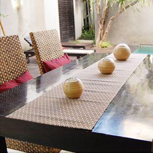 テーブルランナー ウォーターヒヤシンスで編まれたモダンフラワー アジア工房 10838a | ブランド登録なし | 01