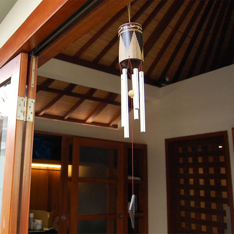 バンブーとアルミで出来た民族模様の優しい音色の風鈴 ウィンドチャイム バリ アジアン雑貨 バリ島 ウインドチャーム 風りん ナチュラル ふうりん 10918 | ブランド登録なし | 02