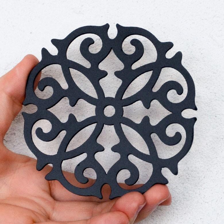 コースター 木製 円形 丸型 ソーサー モダン アジアン ブラック キッチン雑貨 カフェ 敷物 オリエンタルモチーフ 花型 11388 | ブランド登録なし | 03