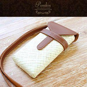 パンダンとレザーで出来たストラップ付きスマホケース アジア工房 11611 | ブランド登録なし