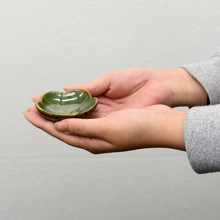 アジアン雑貨 コーンタイプのプルメリアのお香立て 12130 | ブランド登録なし | 01