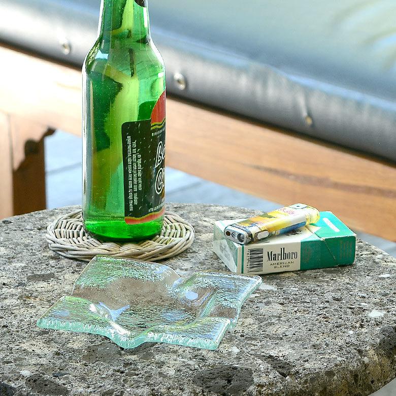 ガラス スクエア型 アッシュトレイ 灰皿 煙草 喫煙 プレート トレー ガラス びいどろ 透明 正方形 アジアン マルチ 13110 |  | 04