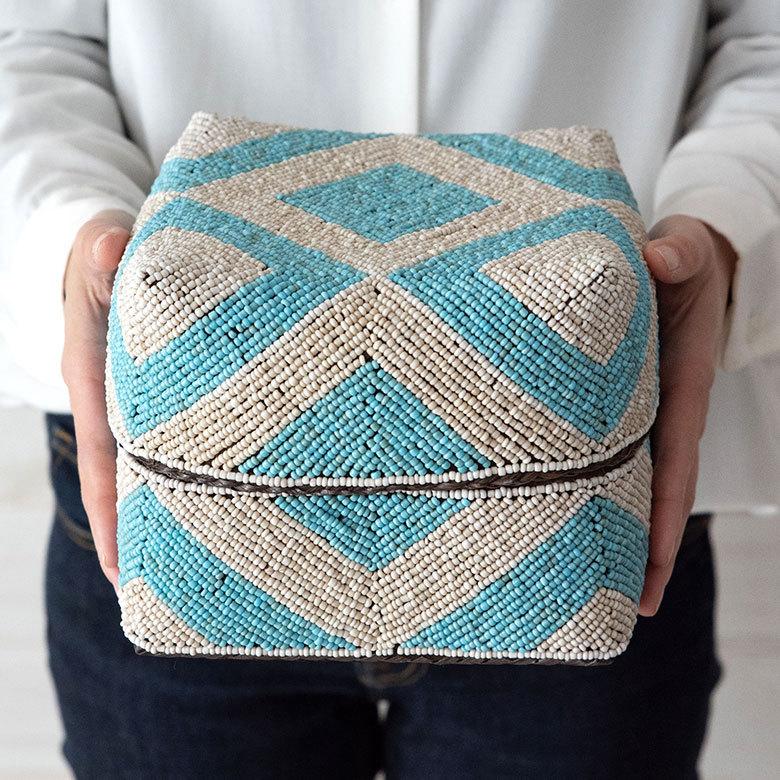 小物入れ L 蓋つき ビーズ製 バスケット 収納 ダイヤ柄 アジアン雑貨 Lサイズ アクセサリーボックス ソカシ フタ付きケース ブルー おしゃれ 13532-l | ブランド登録なし | 03