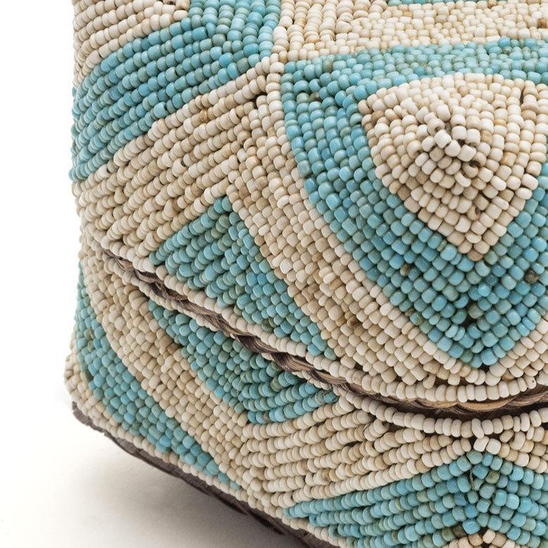 小物入れ M 蓋つき ビーズ製 バスケット 収納 ダイヤ柄 アジアン雑貨 Mサイズ アクセサリーボックス ソカシ フタ付きケース ブルー おしゃれ 13532-m | ブランド登録なし | 01