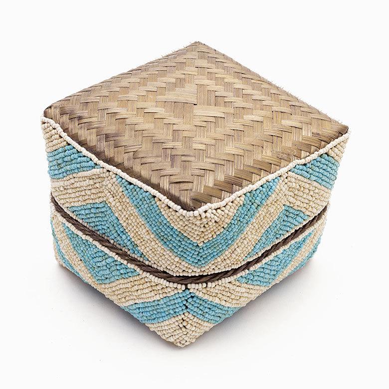 小物入れ M 蓋つき ビーズ製 バスケット 収納 ダイヤ柄 アジアン雑貨 Mサイズ アクセサリーボックス ソカシ フタ付きケース ブルー おしゃれ 13532-m | ブランド登録なし | 06