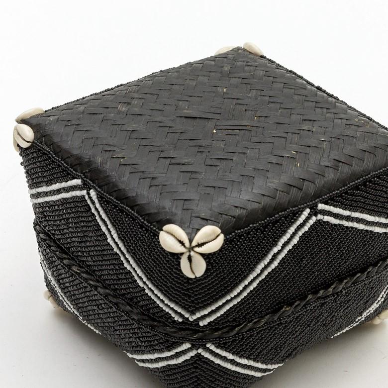 小物入れ 蓋つき ビーズ製 バスケット 収納 ダイヤ柄 アジアン雑貨 Lサイズ アクセサリーボックス ソカシ フタ付きケース ブラック おしゃれ 13533-l | ブランド登録なし | 07