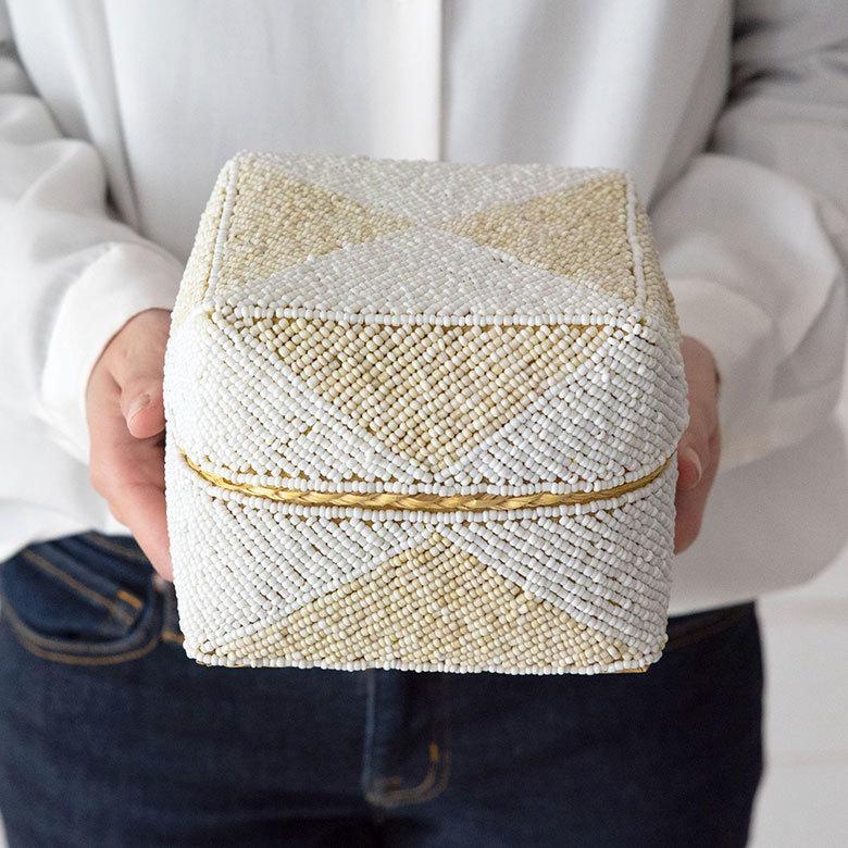 小物入れ 蓋つき ビーズ製 バスケット 収納 ダイヤ柄 アジアン雑貨 Mサイズ アクセサリーボックス ソカシ フタ付きケース ホワイト おしゃれ 13535-m | ブランド登録なし | 03