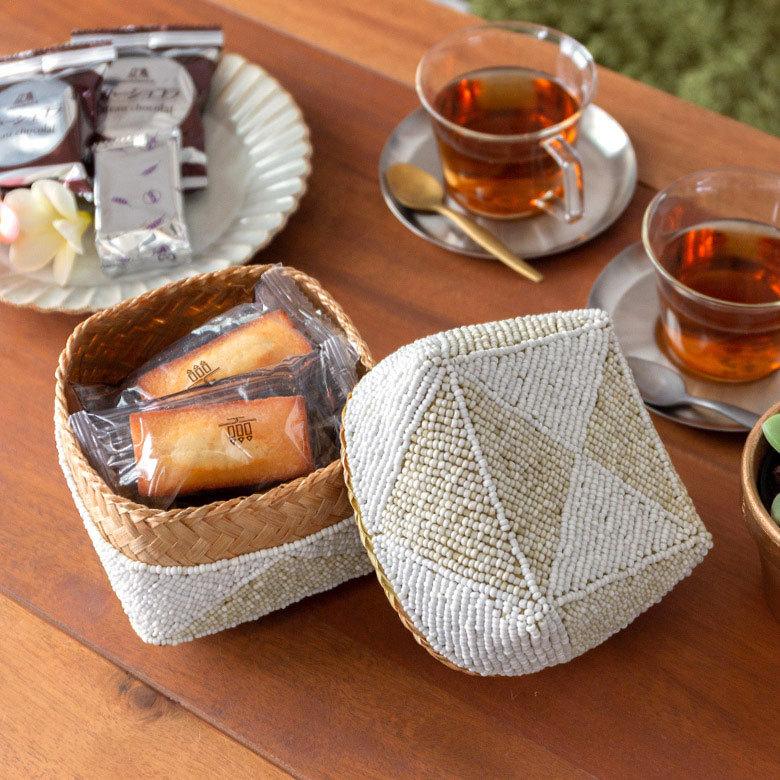 小物入れ 蓋つき ビーズ製 バスケット Sサイズ 収納 ダイヤ柄 アジアン雑貨 アクセサリーボックス ソカシ フタ付きケース ホワイト おしゃれ 13535-s | ブランド登録なし | 02