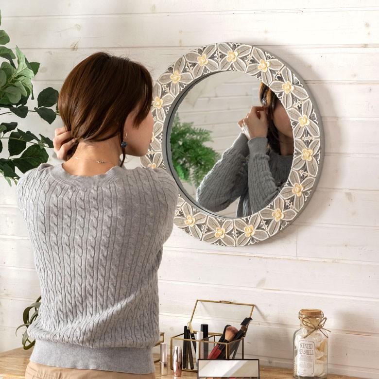 ミラー 壁掛けミラー 鏡 背面フック付き 木彫り 花モチーフ 円形 アジアン バリ雑貨 玄関 リビング インテリア ウォールミラー プレゼント 13589 | ブランド登録なし | 01