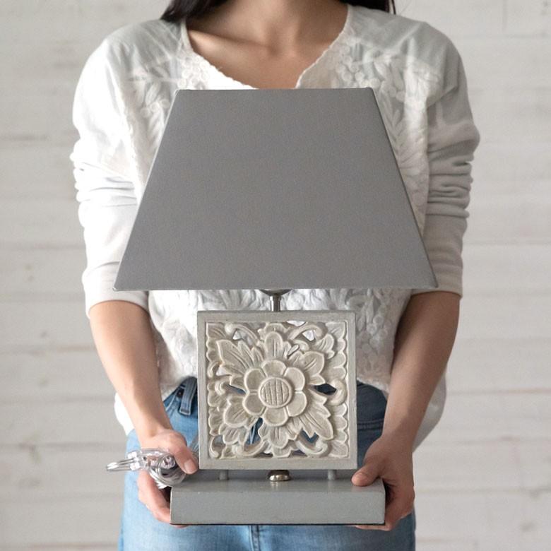 テーブルランプ デスクライト スタンドライト ホワイトオリエンタル 木彫り 花モチーフ コットンシェード 照明 電気スタンド アジアン雑貨 バリ 13628 | ブランド登録なし | 04