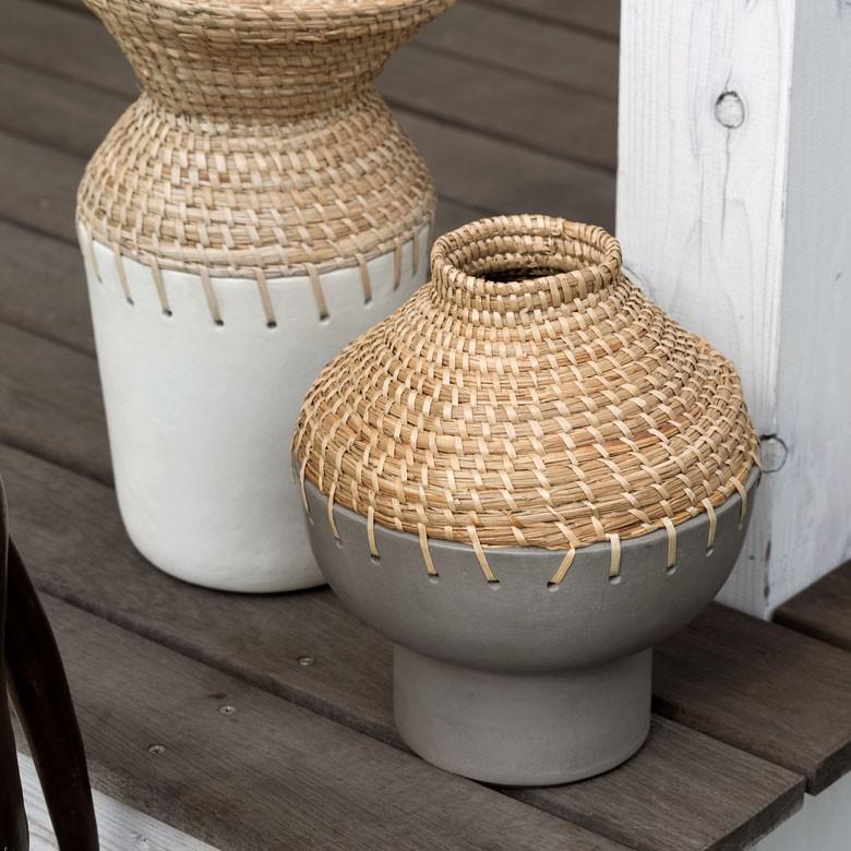 フラワーベース テラコッタ製 花瓶 陶器 生花 造花 ドライフラワー アートプランツ フェイクグリーン デコレーション 置物 アジアン雑貨 水入れ不可 13722 | ブランド登録なし | 17