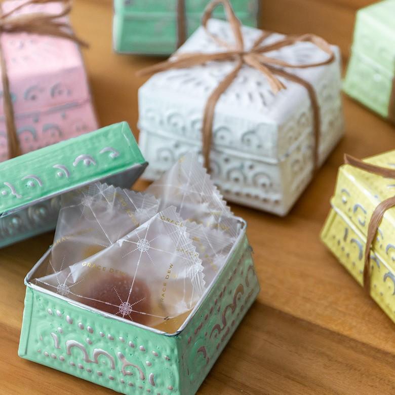 小物入れ 蓋つき アルミ製 収納 アクセサリーケース ジュエリーケース 正方形 型押し アジアン おしゃれ BOX 収納ケース 幅約8cm 13842 | ブランド登録なし | 22