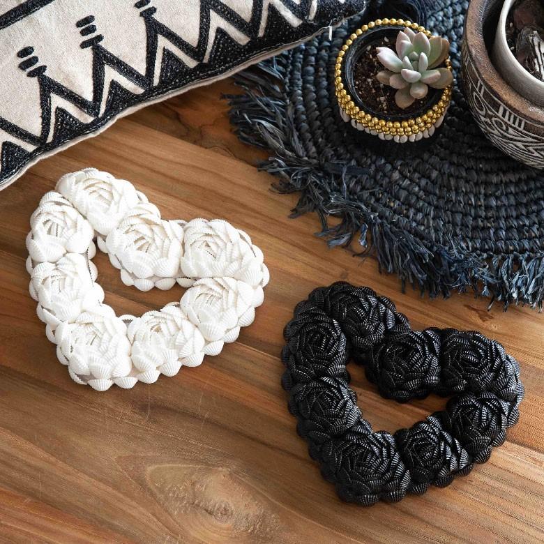 インテリア雑貨 リース ハート アジアン雑貨 バリ シェル BOHOスタイル ディスプレイ 天然 オーナメント 吊り紐付き ホワイト ゴールド ブラック 飾り 1384 | ブランド登録なし | 20