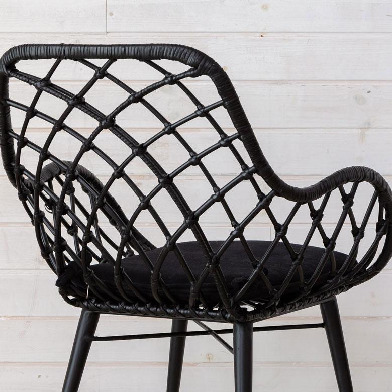 アームチェア 肘付き イス ラタン 籐 シンプル アイアン 一人掛け 背もたれ付き ブラック ベージュ アジアン家具 モダン 13850-mt | ELEMENTS（インテリア） | 14