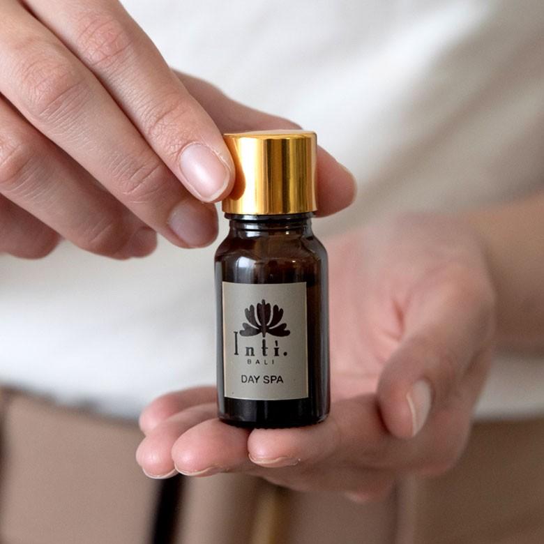アロマオイル デイスパ インティバリ 8ml 精油 エッセンシャルオイル ラベンダー ゼラニウム ユーカリ グレープフルーツ アジアン雑貨 バリ リゾート 13855 | ブランド登録なし | 02