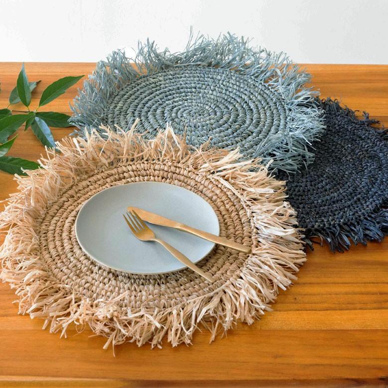 ランチョンマット ラフィア製 天然素材 円形 プレイスマット キッチン雑貨  テーブルコーディネート テーブルマット アジアン雑貨 カフェ風 13880-a | ELEMENTS（インテリア）