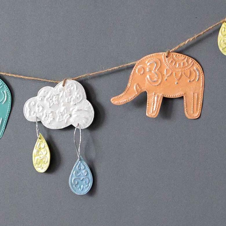 オーナメント モビール 雫 雨 ドロップ ガーランド アルミ オブジェ ヒンメリ ラッピング クリスマス雑貨 飾り付け 子供 パーティー おしゃれ アジア工房 13915 | ブランド登録なし | 19