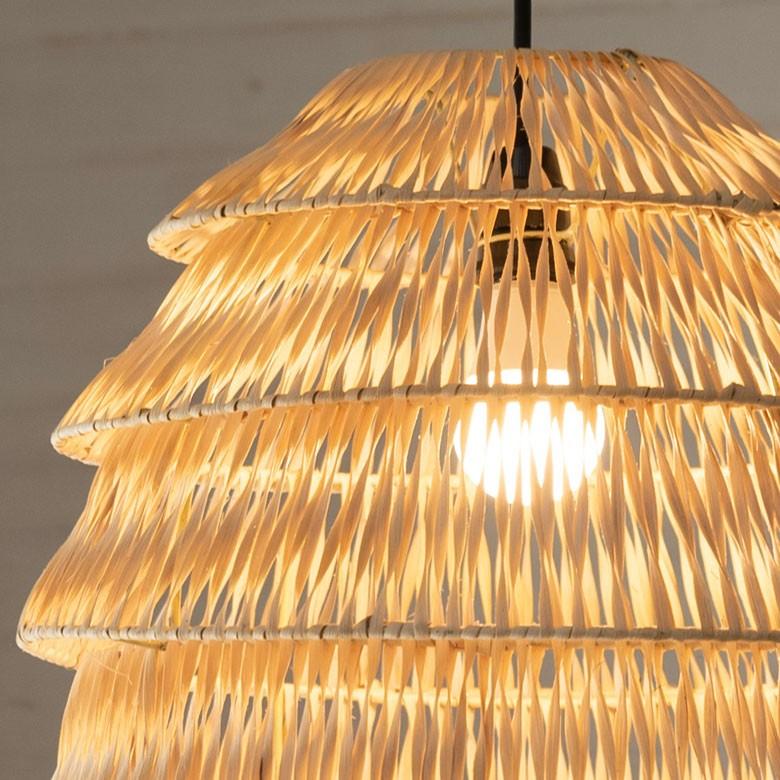 アジアン♦️オリエンタル♦️高級ラタン照明♦️卓上ライト　2段階の明るさ♦️送料込 アジアン♦️オリエンタル♦️高級ラタン照明♦️卓上ライト 2