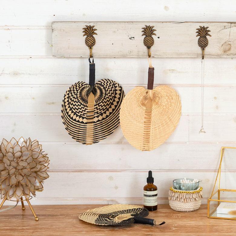 うちわ 団扇 扇子 せんす ロンタル 椰子製 Sサイズ 小 ハンドメイド 約 W21×D3×H26 モダンアジアン ナチュラル ブラック 13948 | ブランド登録なし | 16