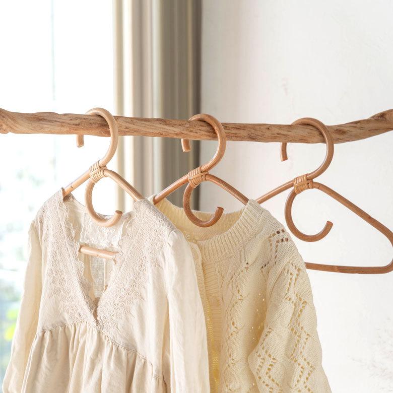 ラタンハンガー S 籐 ナチュラル ライトブラウン W 26cm 子供用 キッズ 衣類収納 ディスプレイ アジアン 13958 | ELEMENTS（インテリア） | 05